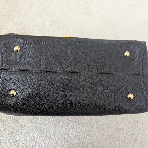 Ferragamo Gancini Top Handle black leather bag. - Picture 6 of 8